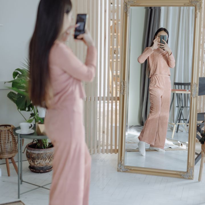 Iris Zhou